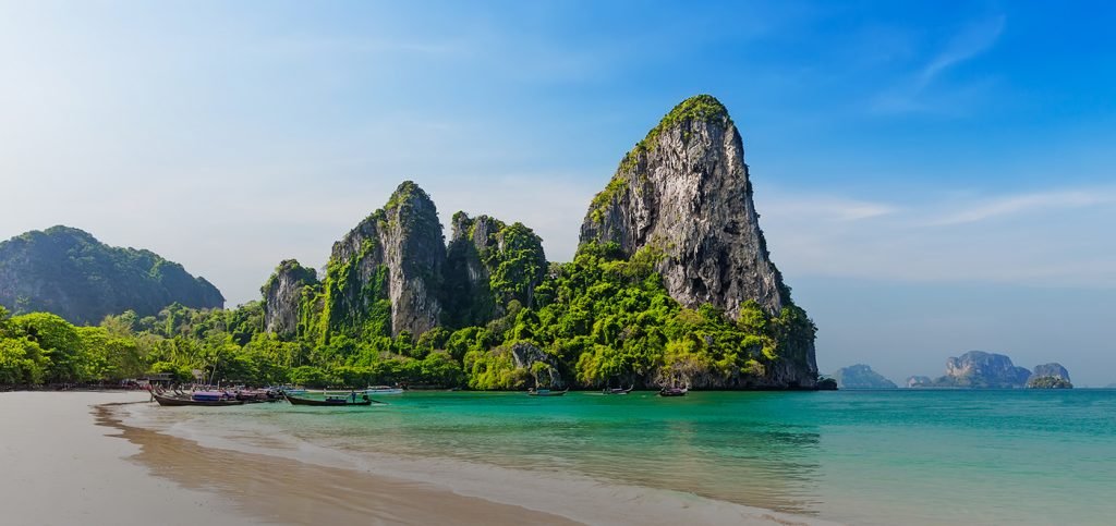 Get Your Authentic Sak Yant on the Beautiful Island of Phuket | USHUP