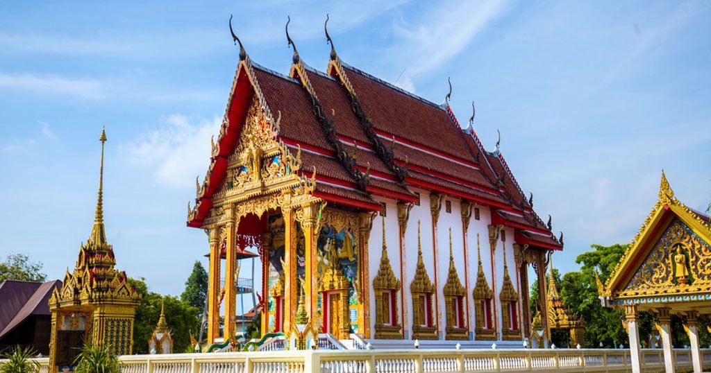 The Wat Choeng Thale Temple